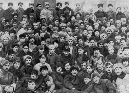 Ленин среди делегатов II Всероссийского съезда горнорабочих в Кремле 23–24 января 1921 г. Фотография Н. Алексеева